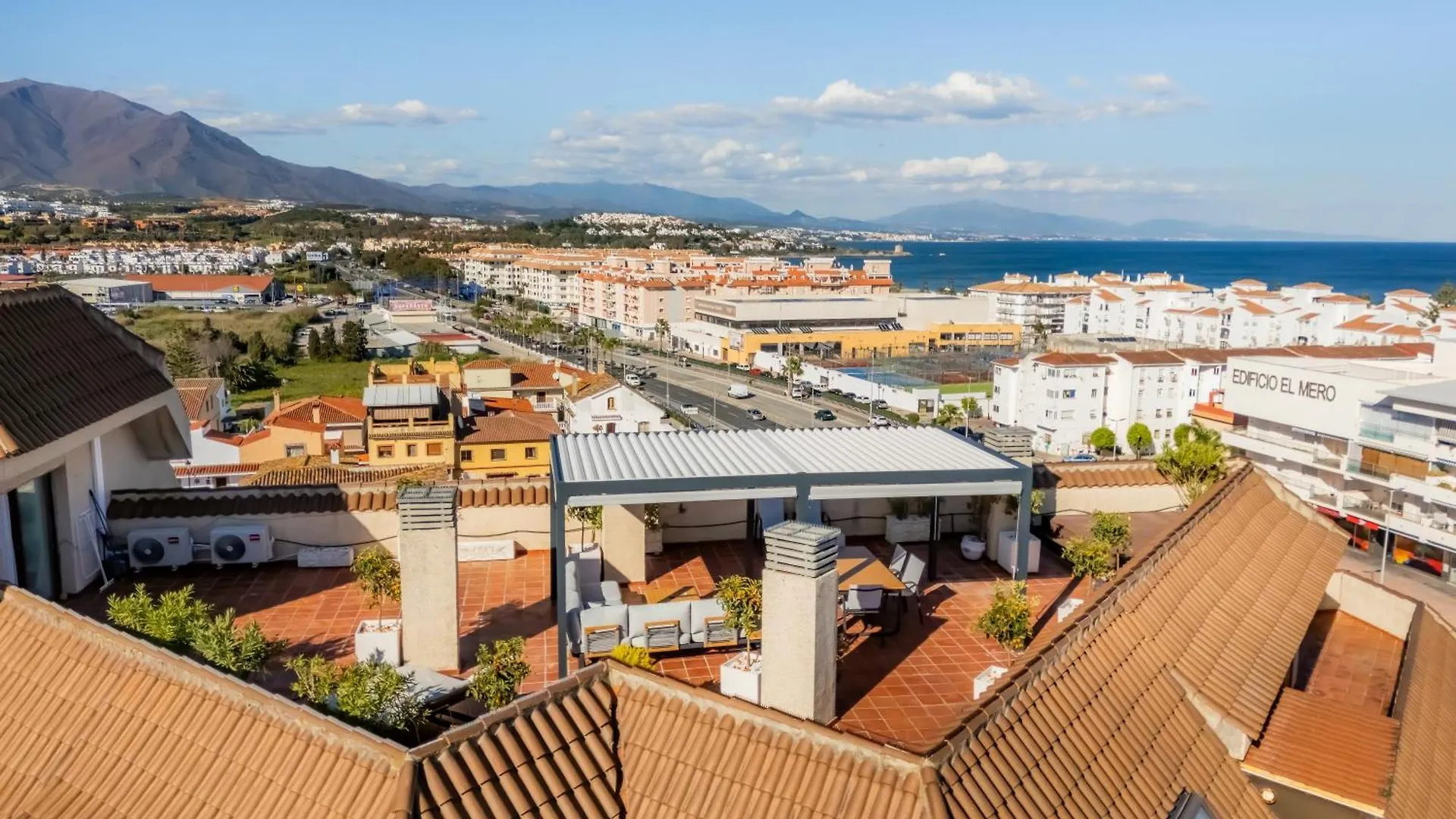 Orange Garden Luxury Penthouse Apartment Manilva