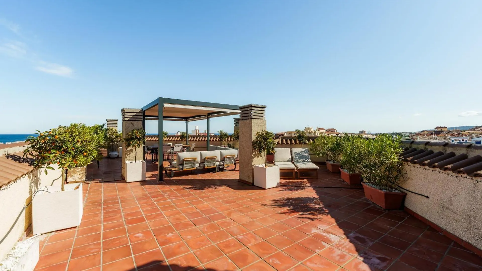 Orange Garden Luxury Penthouse Apartment Manilva