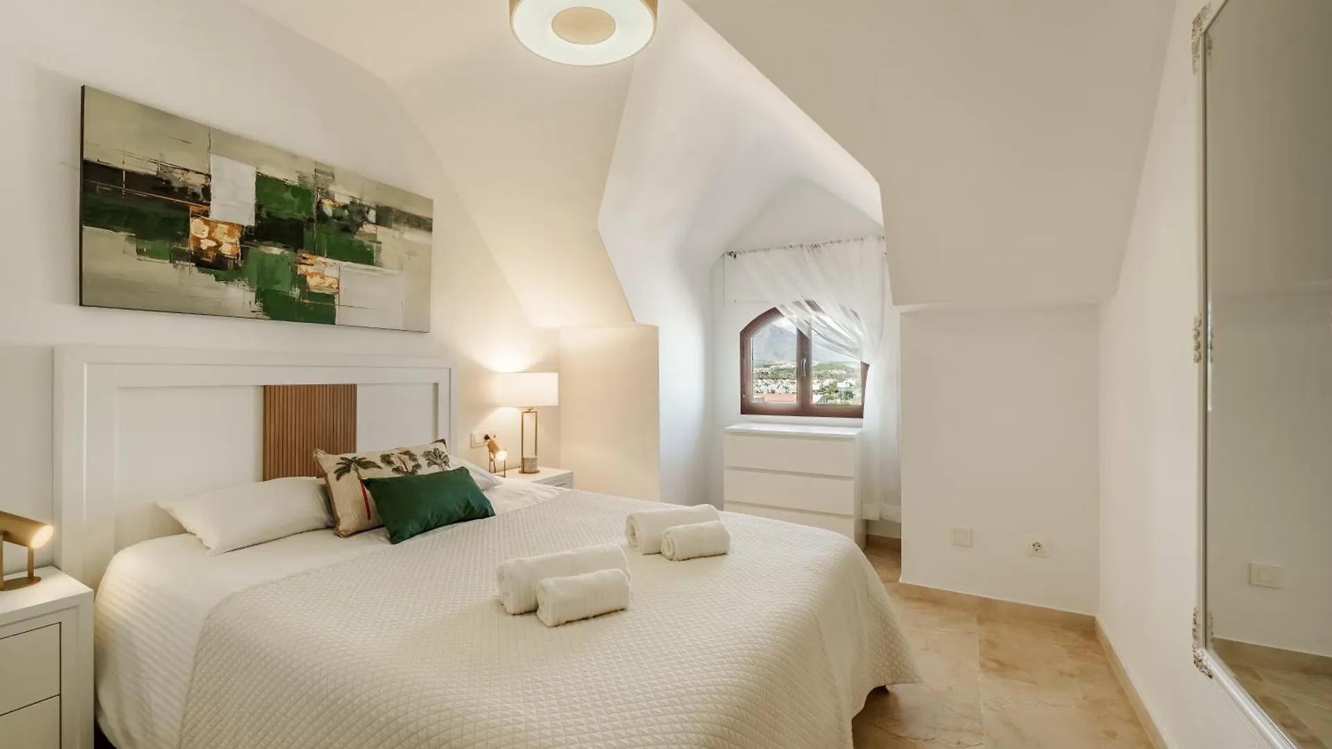 Orange Garden Luxury Penthouse Apartment Manilva
