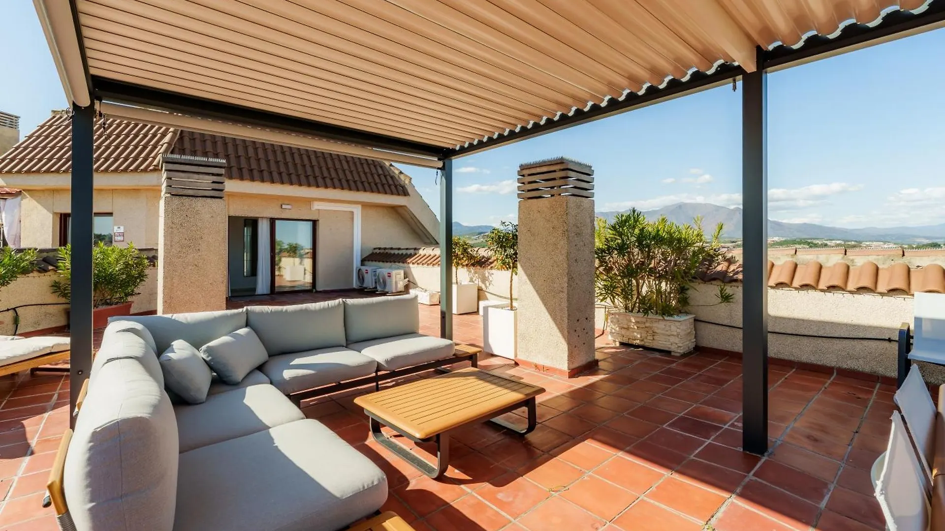 Orange Garden Luxury Penthouse Apartment Manilva Spain